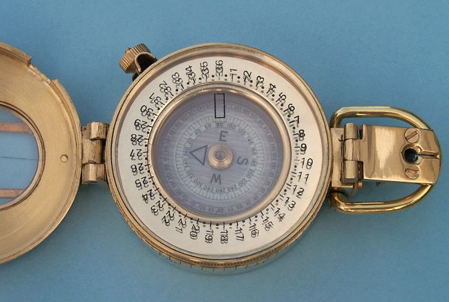 Details about   Brass Antique British Prismatic Military Vintage WW2 Mark Pocket Compass Gift 